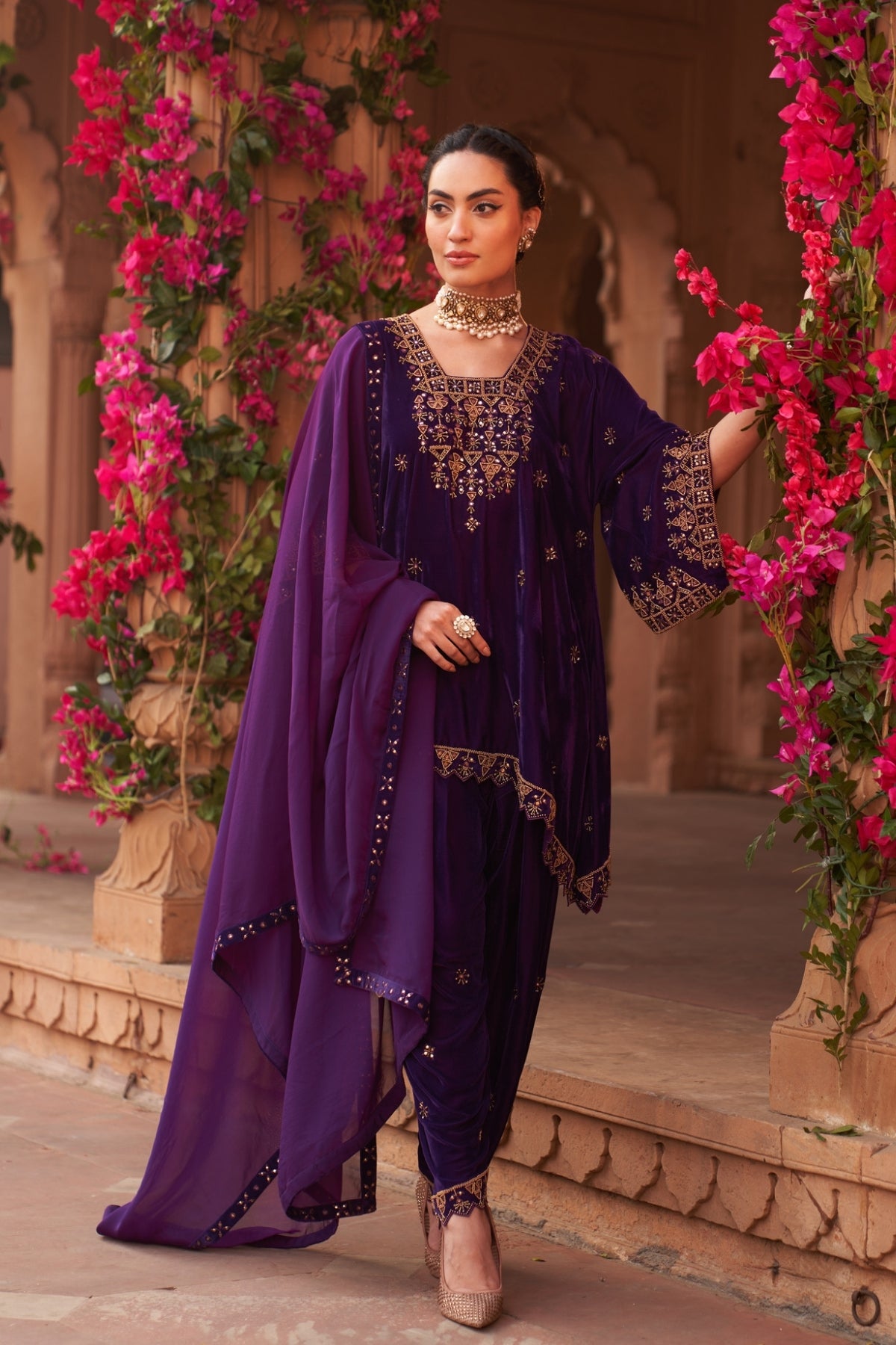 Jamun makhmal kaftan kurta set