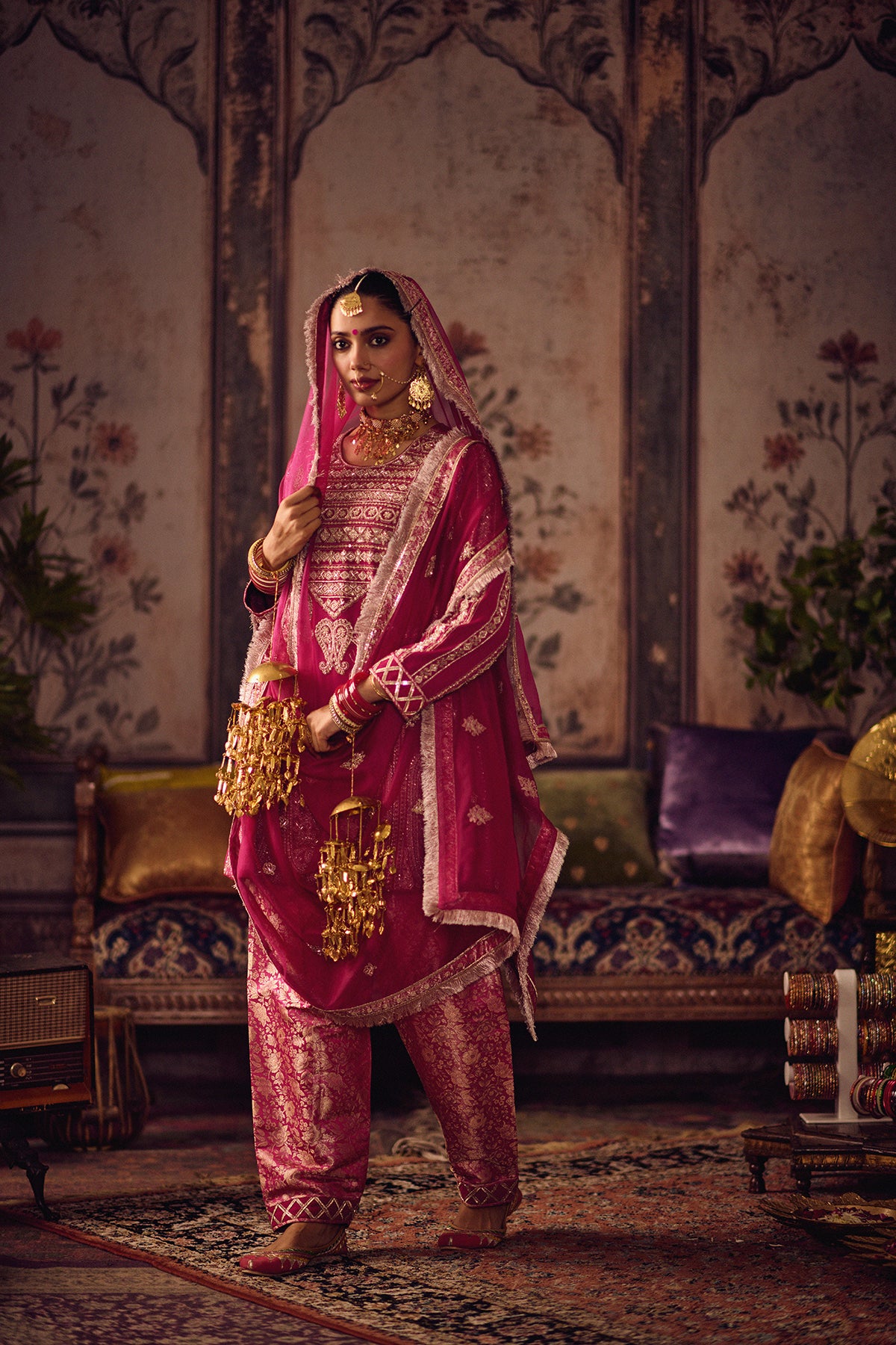 Gulabi Banarasi Salwar Set