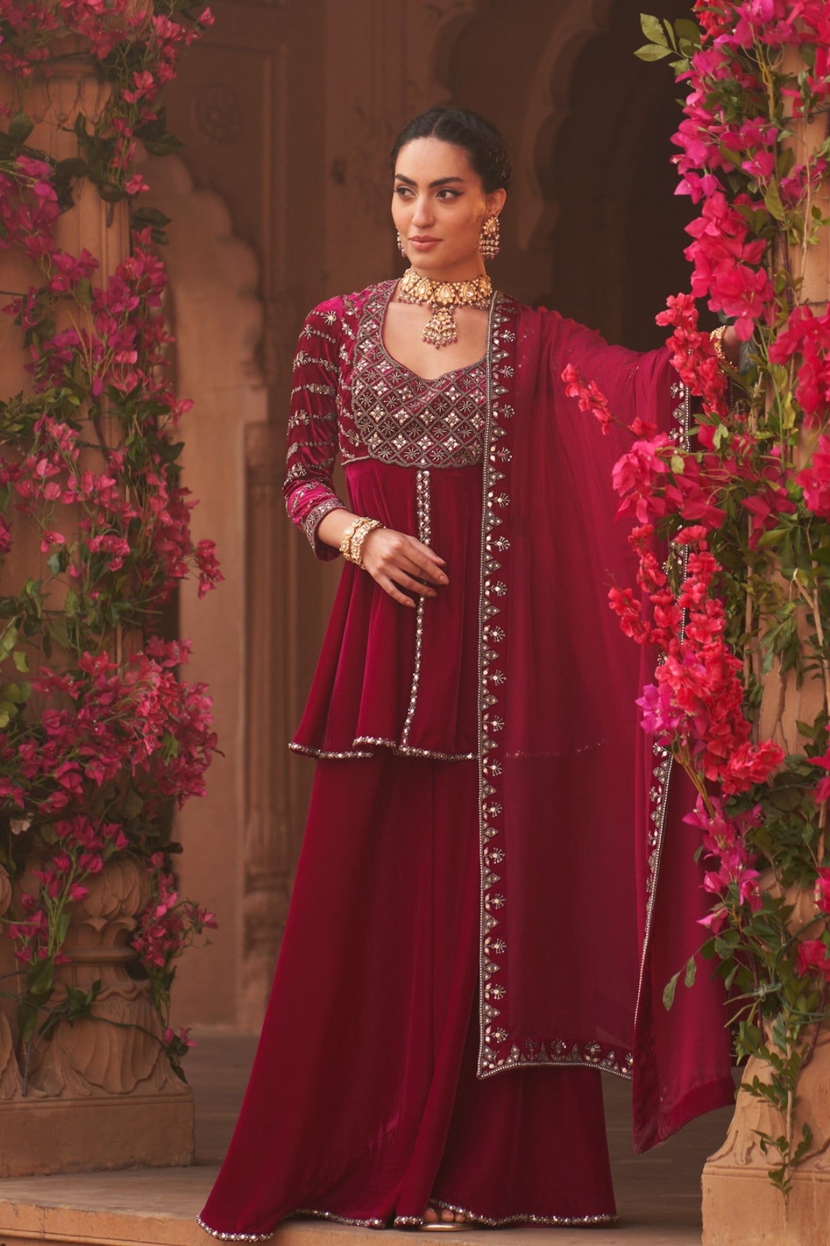 Gehra gulabi peplum kurta sharara set