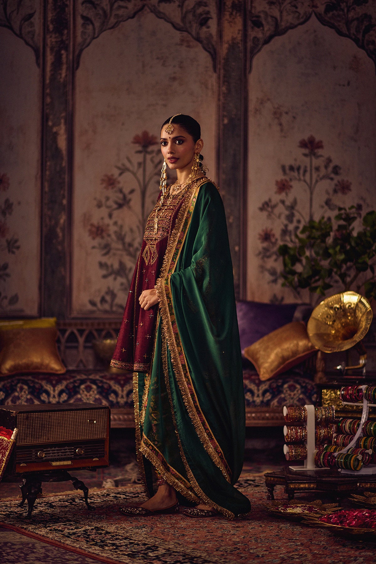 Virsa Mehroon Hara kurta set