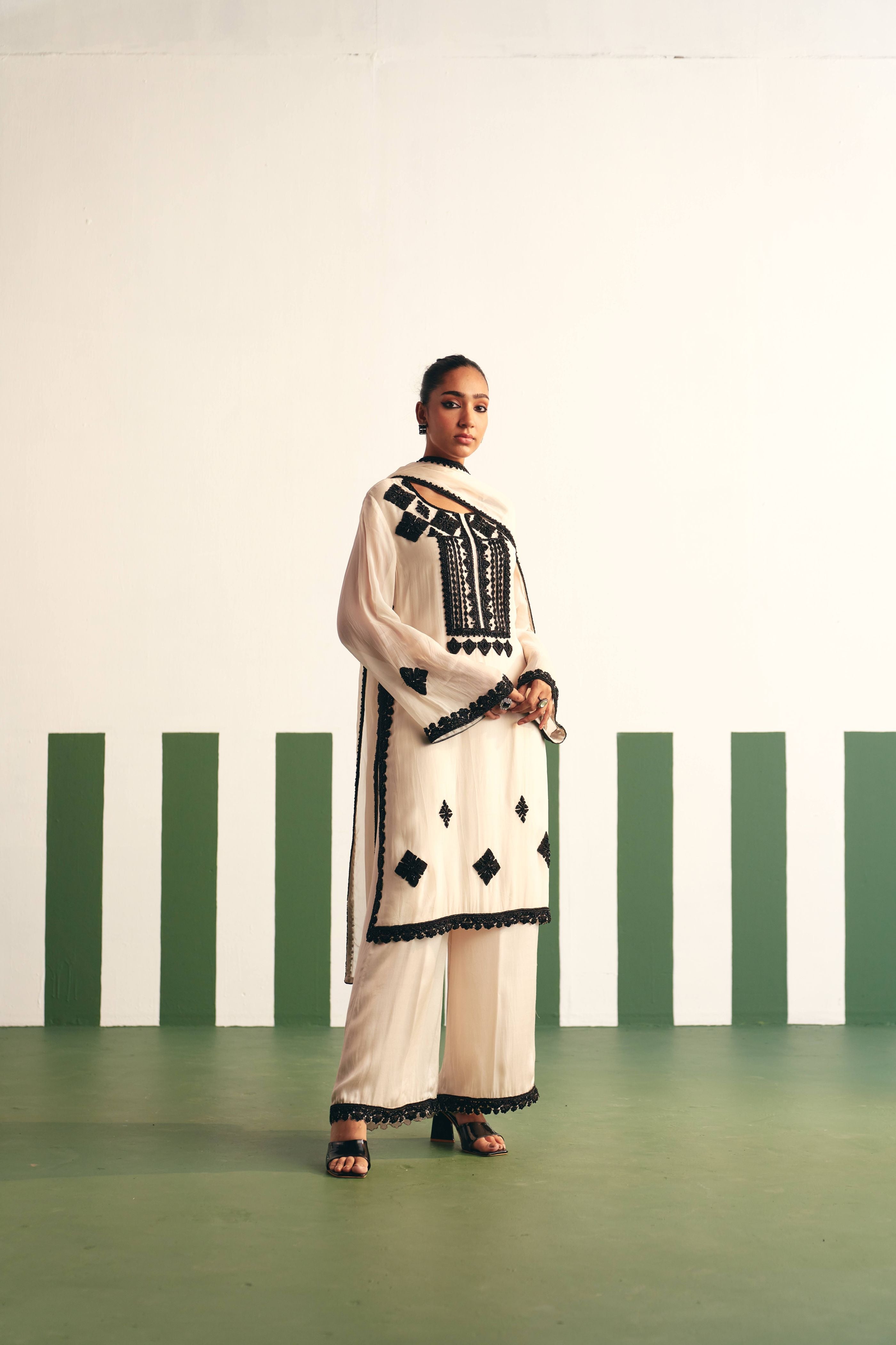 Irina Ivory Kurta Palazzo Set