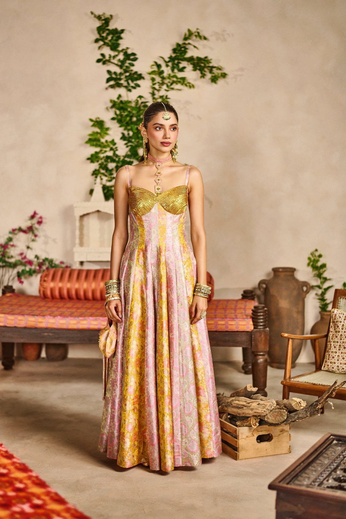 Aabha bahaar banarasi gown