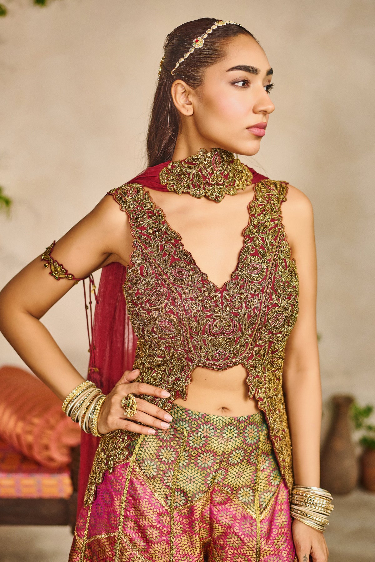 Naqsh aakaar top sharara set