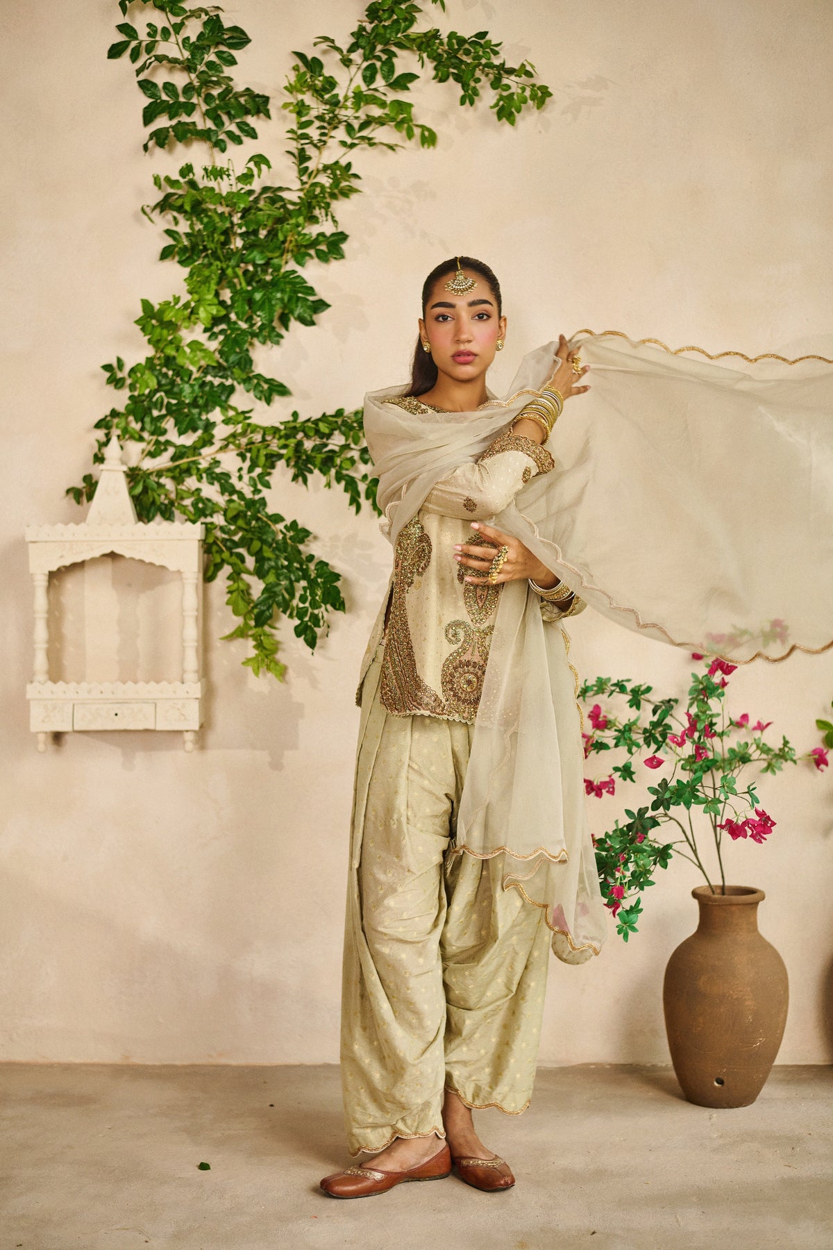 Kashi pista kurta salwar set
