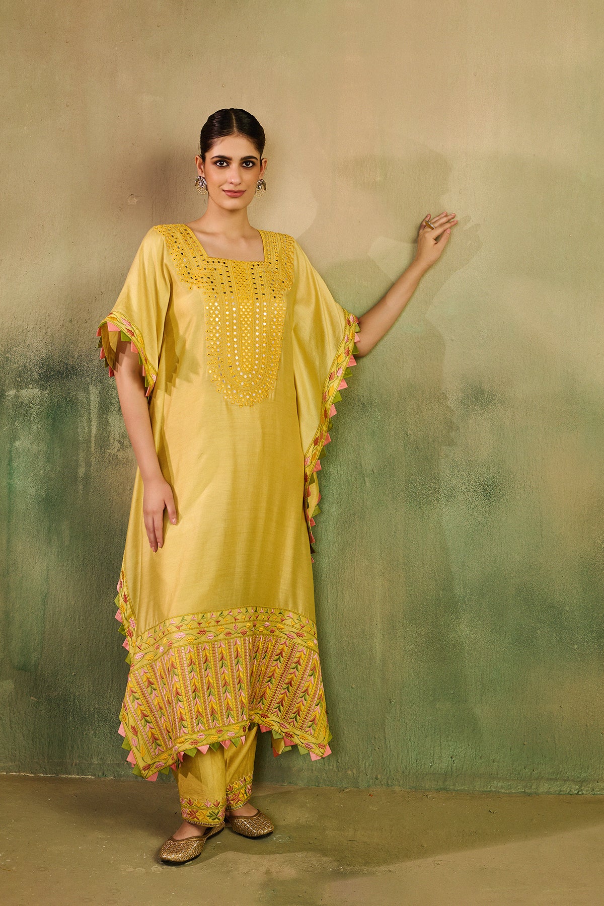 Hunar kaftan kurta pants