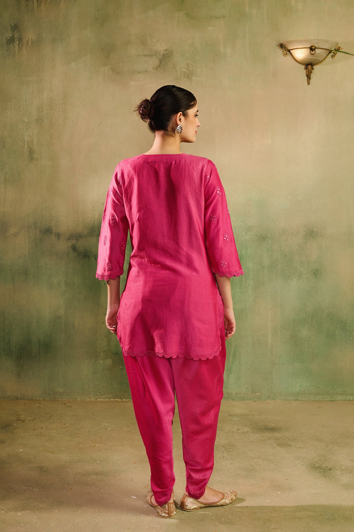 Rani rang kurta dhoti