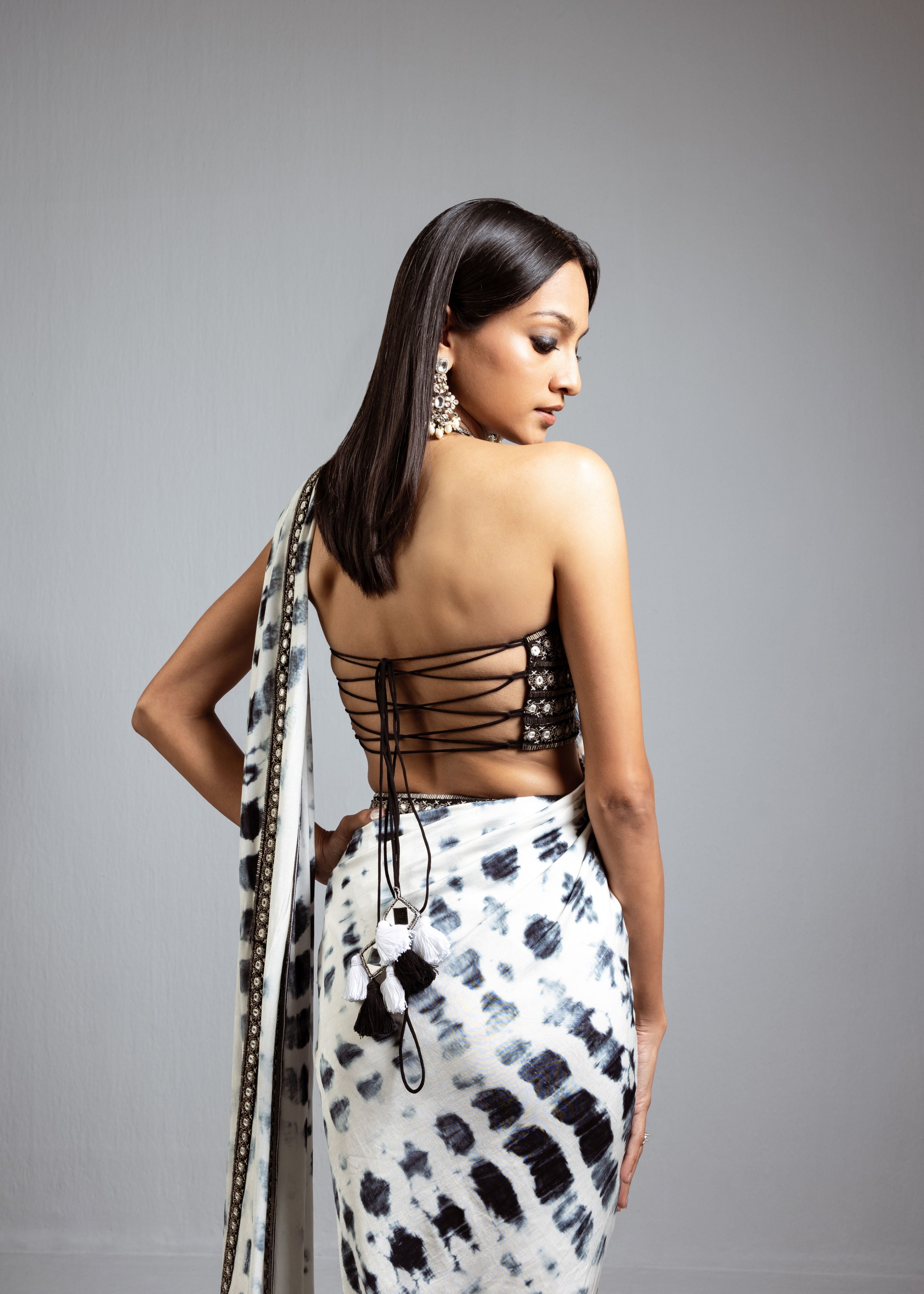 Ivory Tie-Dye Slit Drape Saree