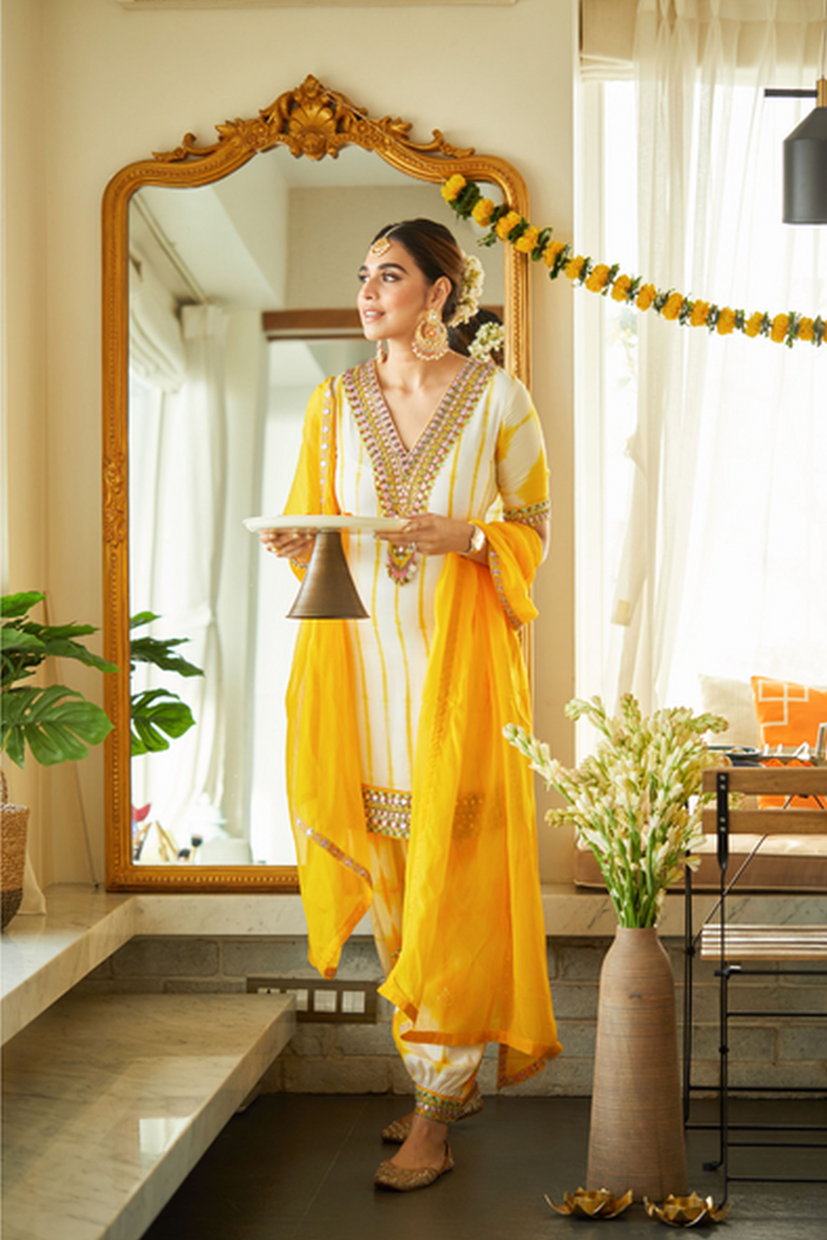 Summiyya In Yellow Kurta Set