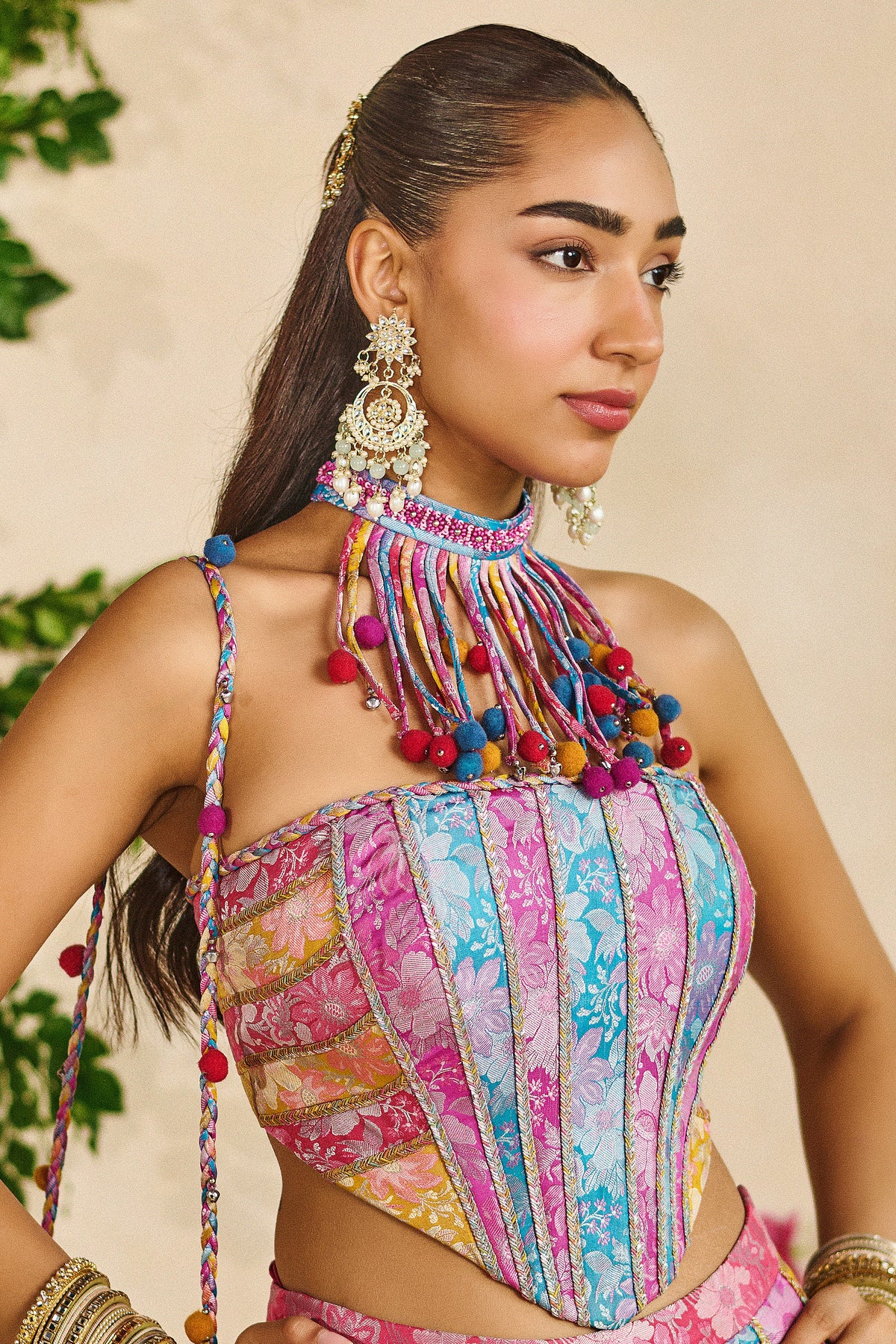 Rangsaaz dor choker