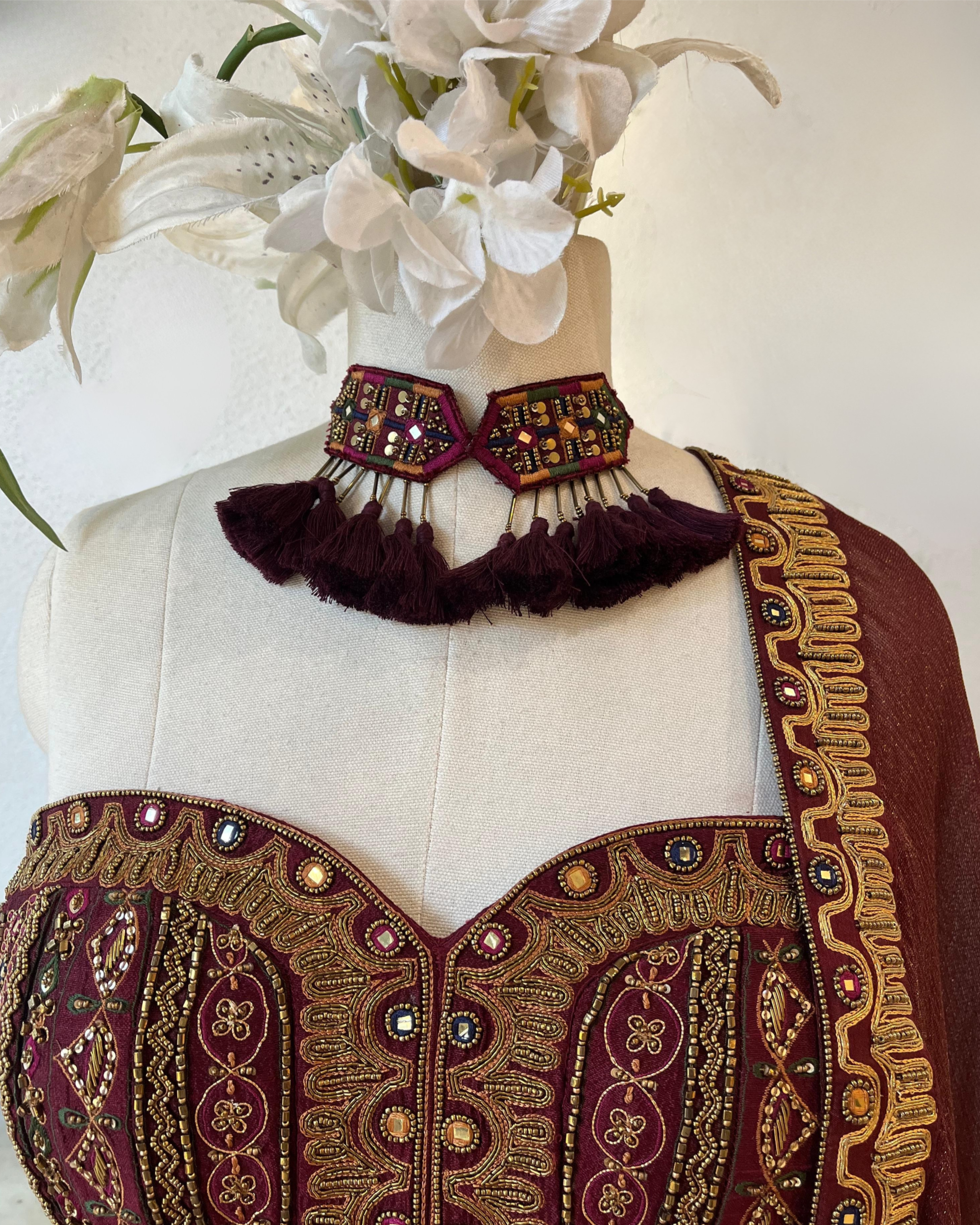 Rangrez Tassel Sikka Choker