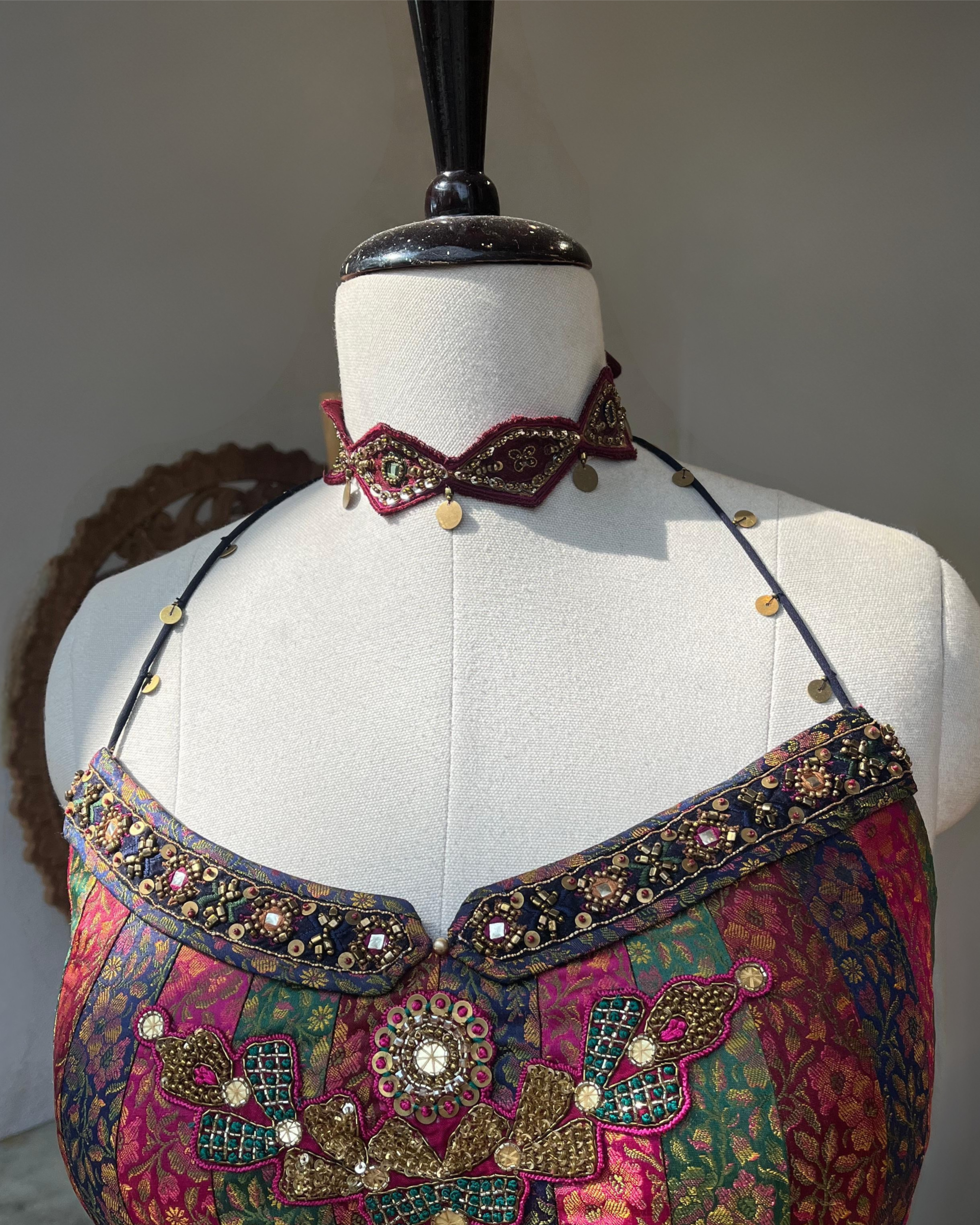Gul-Mohar Sikka Choker