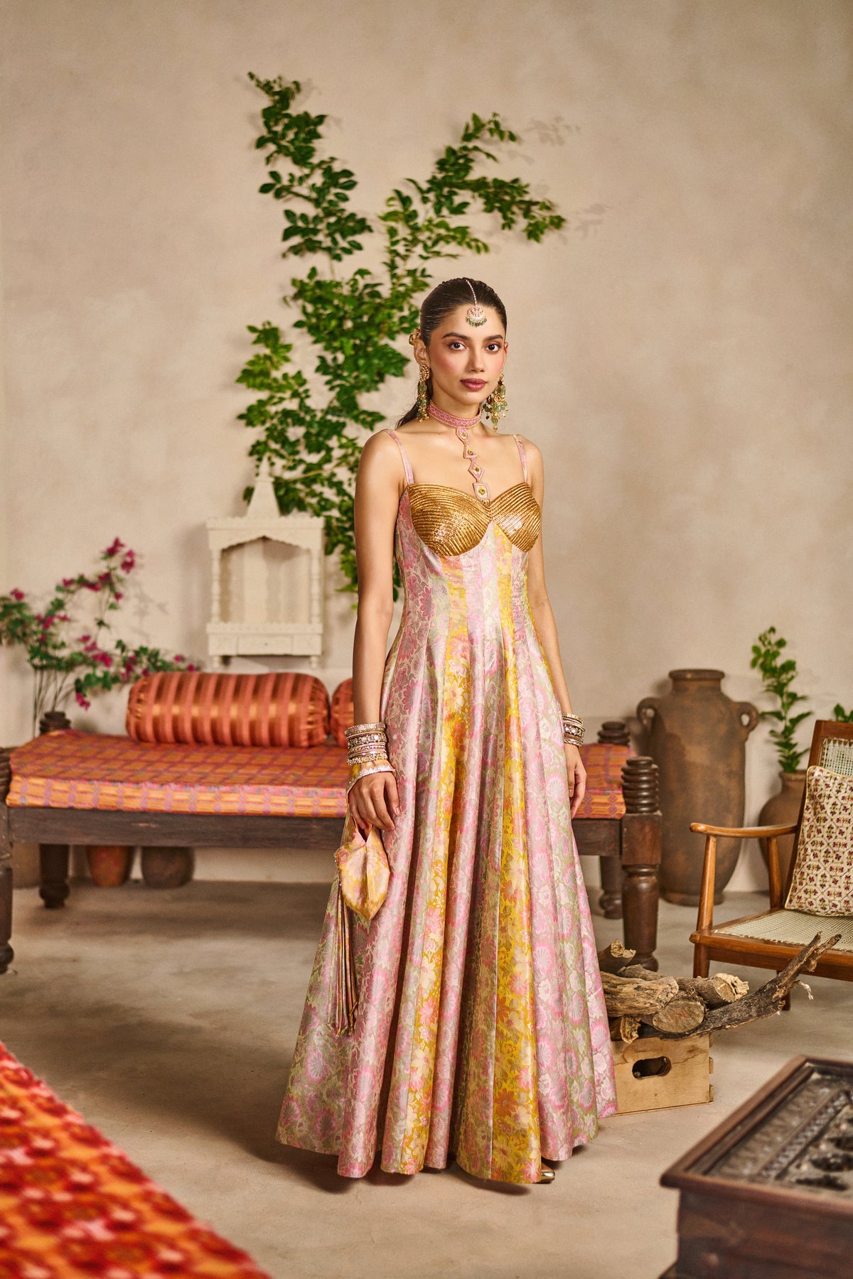 Aabha bahaar banarasi gown