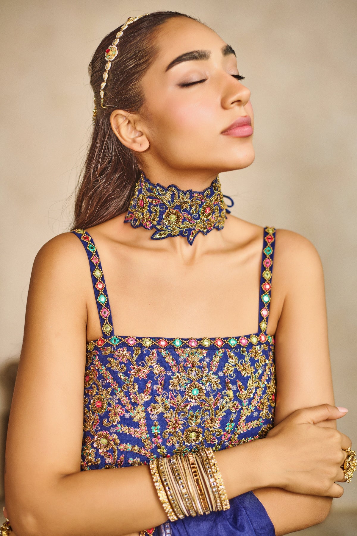 Neel sitara choker