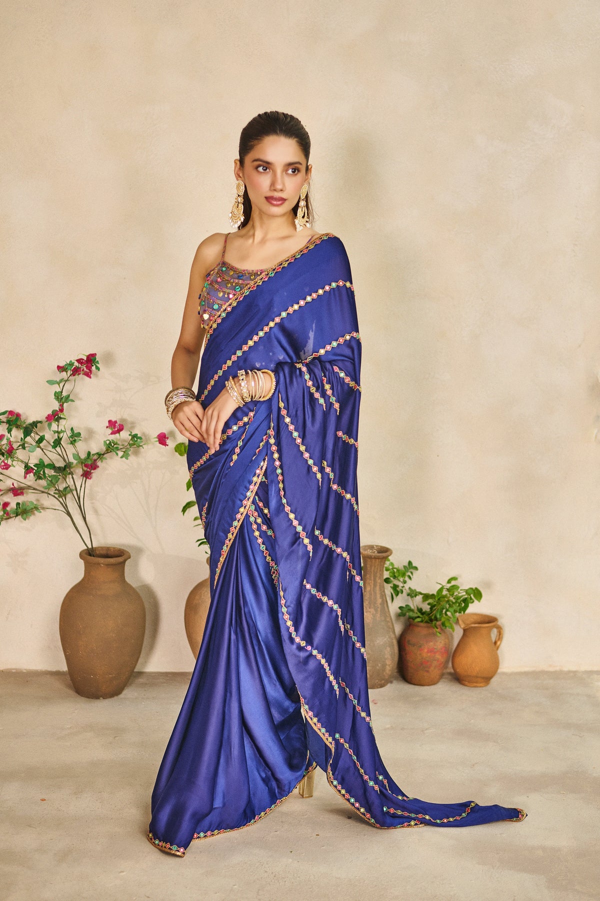 Neel banjaran trinkle saree