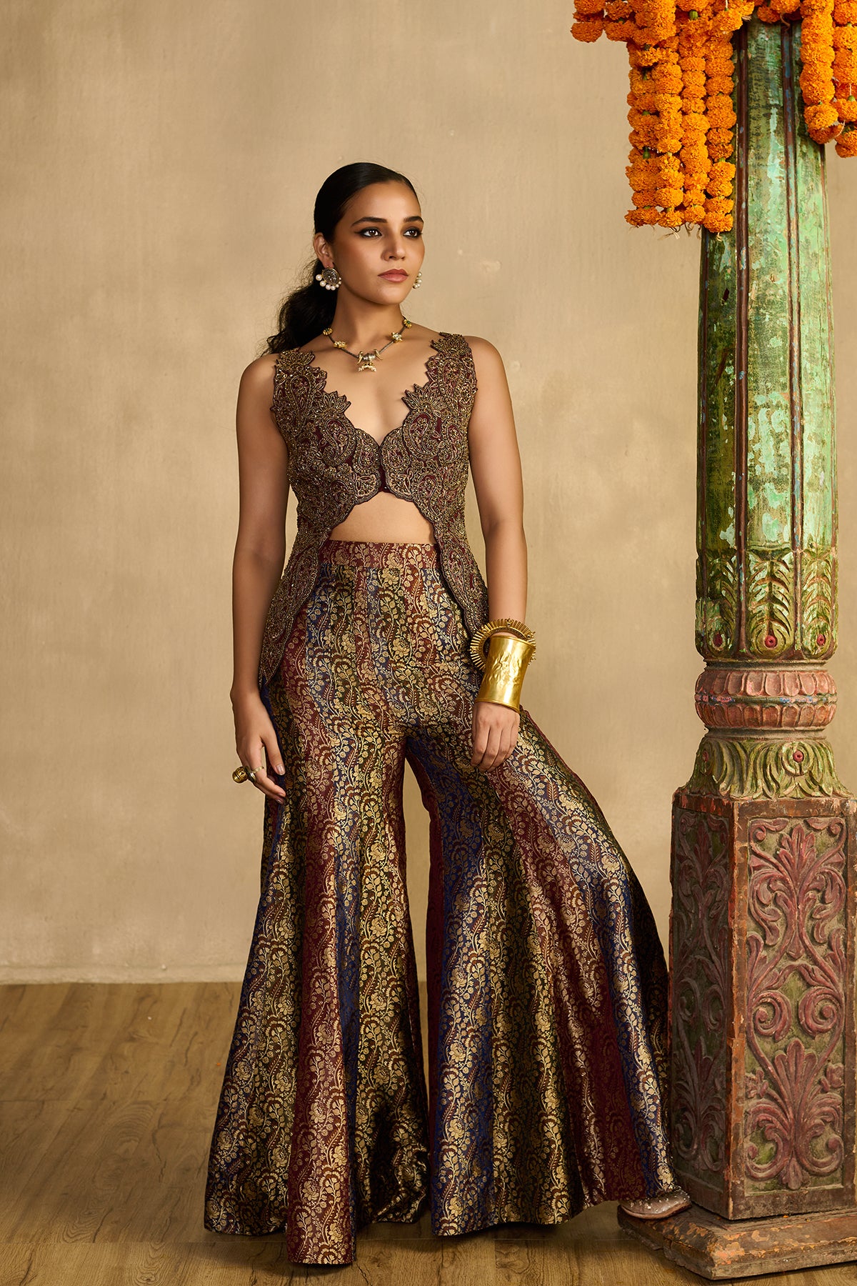 Aangan kurta Gharara Set